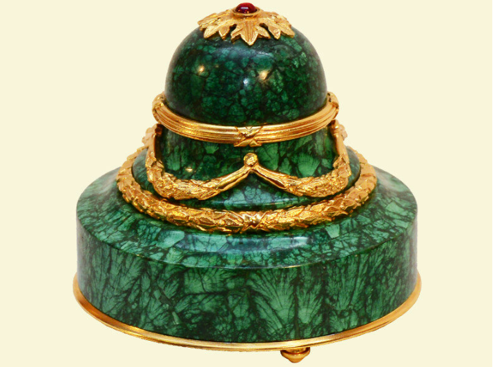 Рисунок-7-звонок--малахит-золото-рубин.png